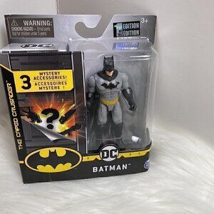 DC The Caped Crusader 4" Batman w/ 3 Mystery Accessories 1st Edition